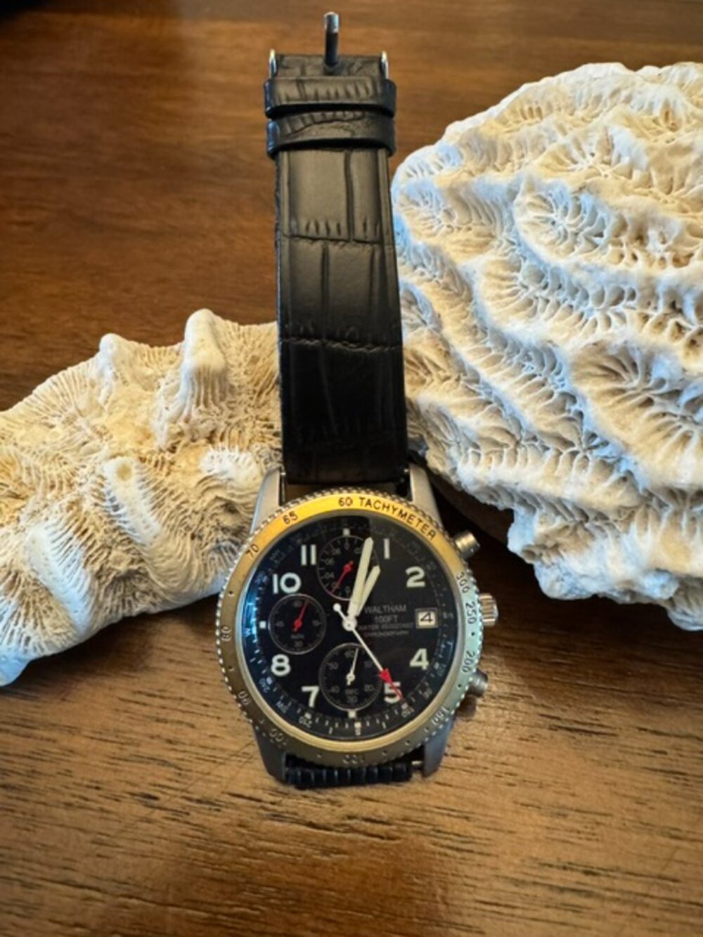 VINTAGE RARE - Waltham Chronograph XAX329 Tachymeter New Battery/Strap